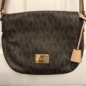 michael kors crossbody